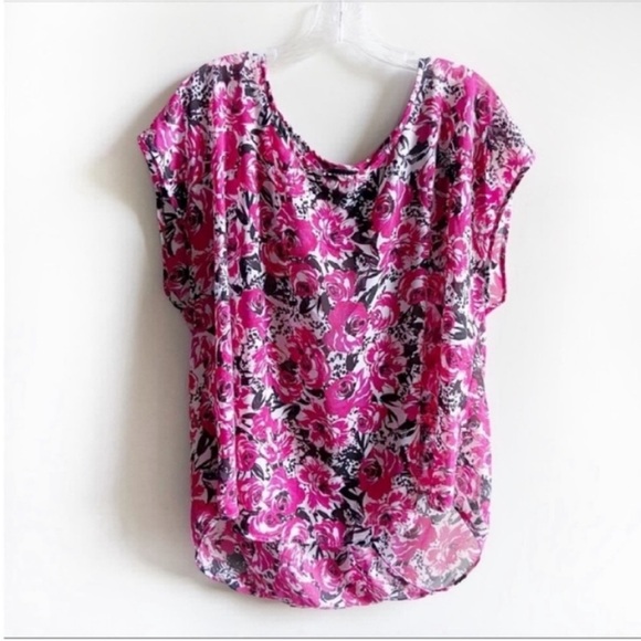 torrid Tops - Torrid pink rose print georgette blouse open back